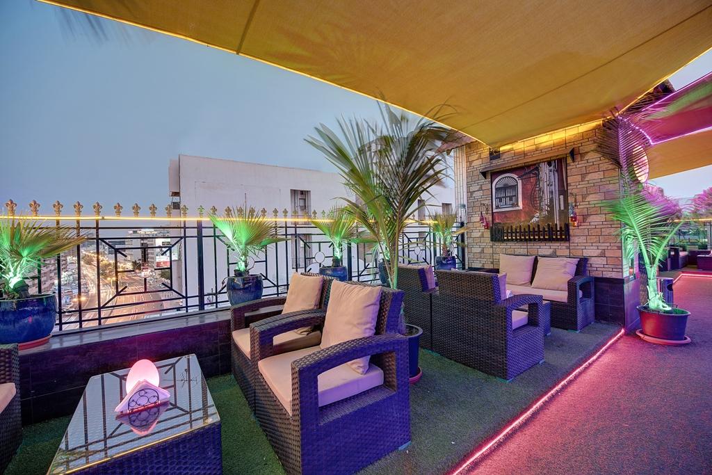 Palm Beach Hotel Dubai Exteriör bild