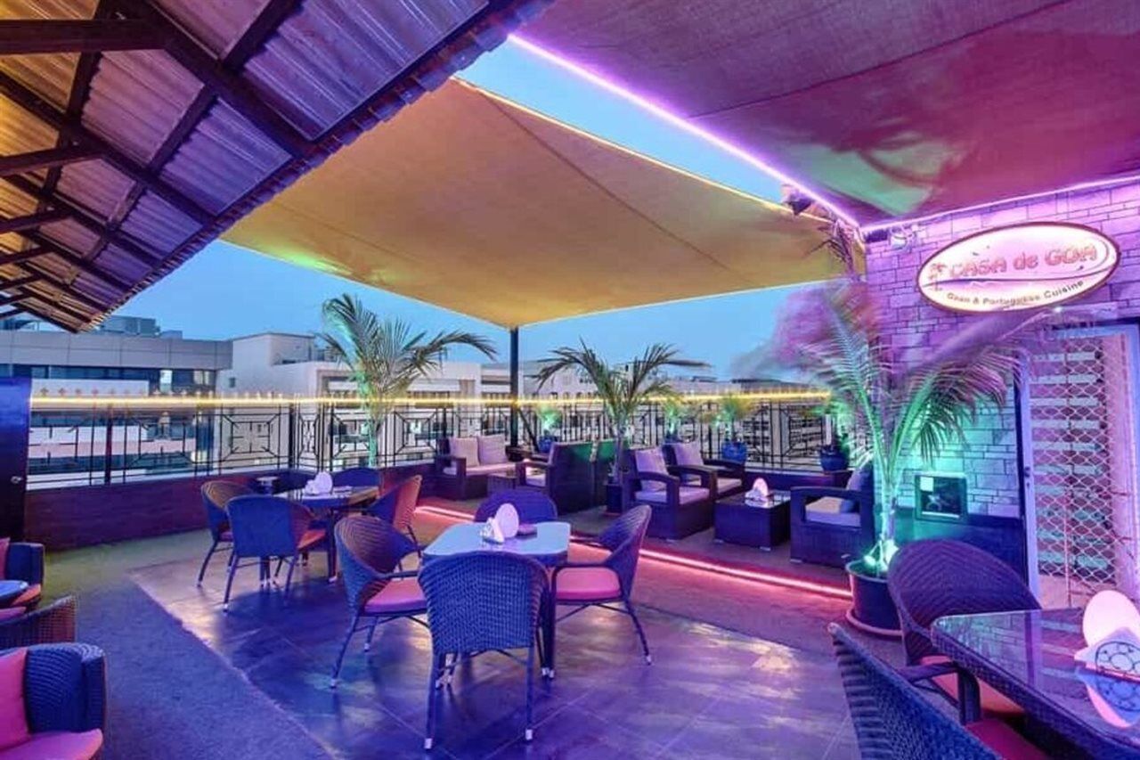 Palm Beach Hotel Dubai Exteriör bild
